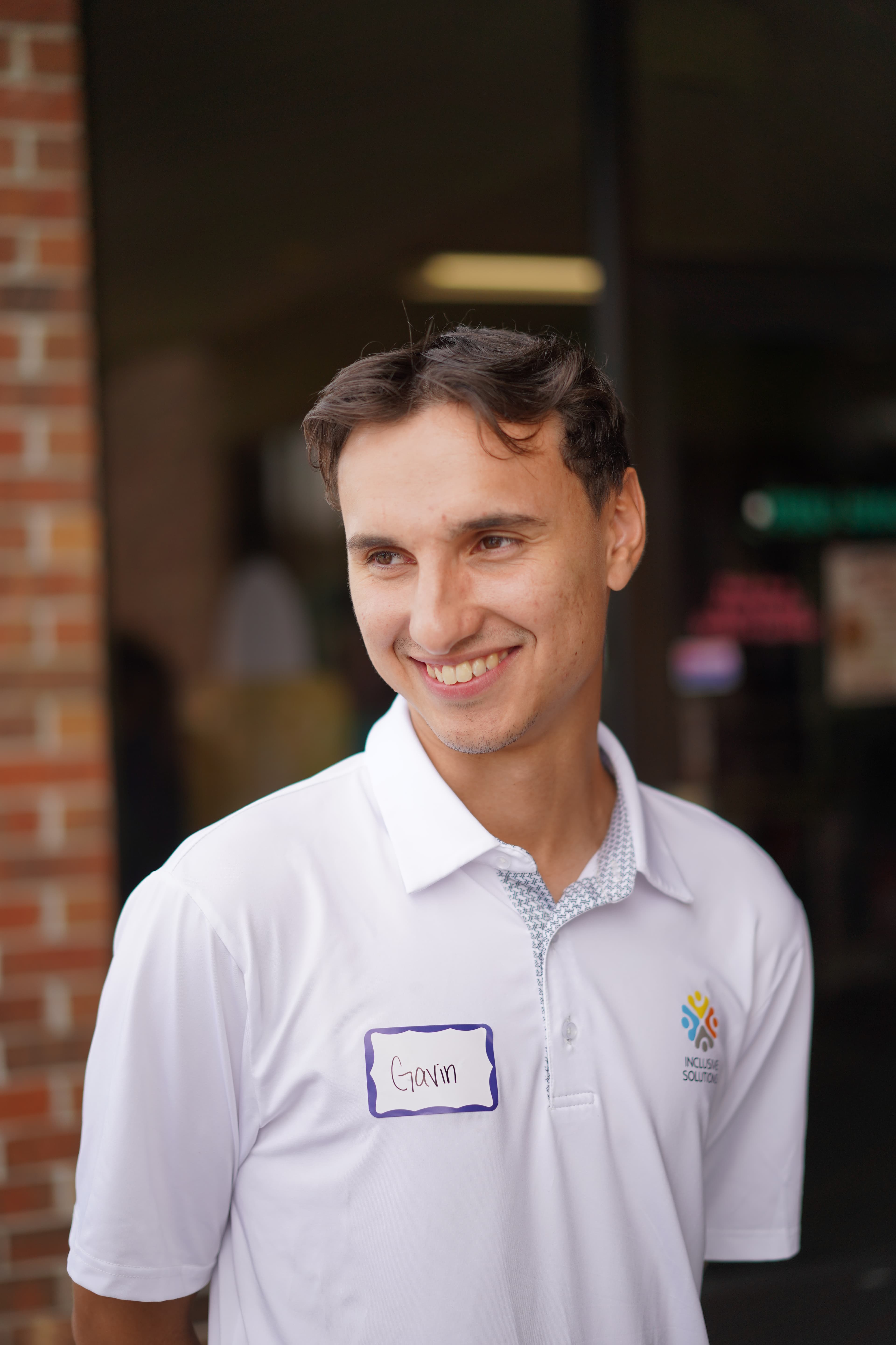 Headshot of Gavin Velazquez